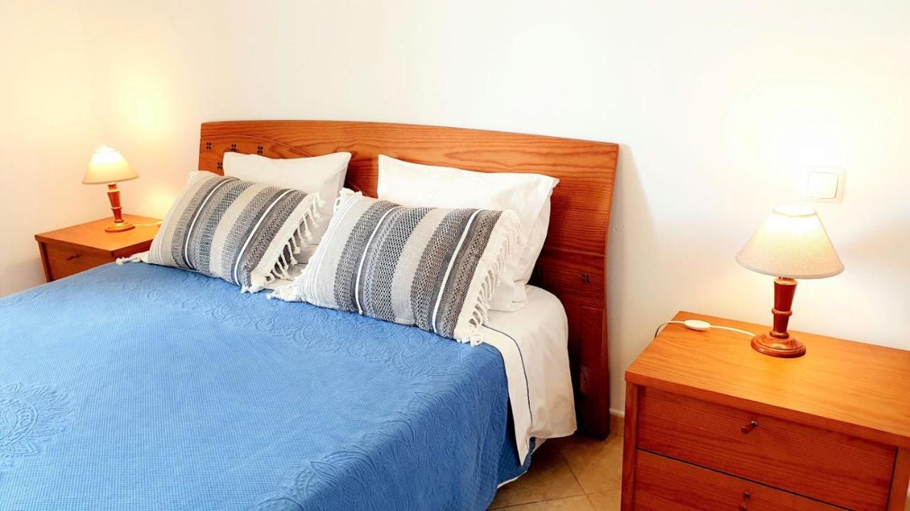 Quarteira Beach Vacation: 2Br Steps To The Sand Ngoại thất bức ảnh